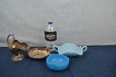 LOT 305 BOWLS AND DECOR