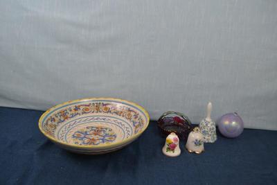 LOT 314. BOWLS AND BELLS