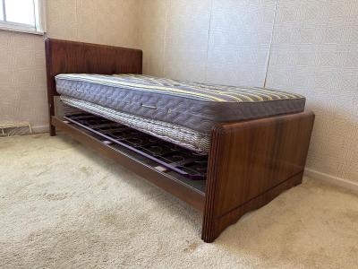 ANTIQUE TWIN BED FRAME AND MATTRES