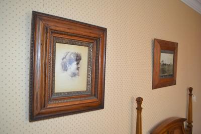 LOT 364. VINTAGE PHOTOS