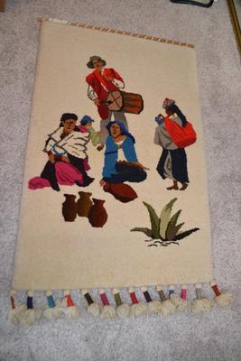 LOT # 373. DECORATIVE ART WOOL RUG