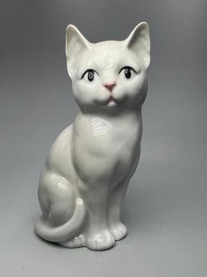 Collectible Otagiri Japan Ceramic Cute Cat Figurine Statuette
