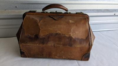 Antique Leather Bag