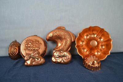 LOT 413. SIX VINTAGE COPPER MOLDS