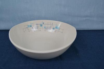 LOT 429. VINTAGE  MCM ATOMIC FRANCISCAN OASIS 12" LARGE ROUND SLALD SERVING BOWL