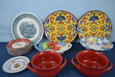 LOT 434. VARIETY OF PLATES AND BOWLS
