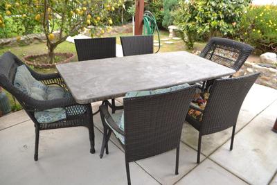LOT 438. PATIO SET WITH TABLE AND 6 CHAIRS
