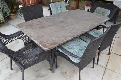 LOT 438. PATIO SET WITH TABLE AND 6 CHAIRS