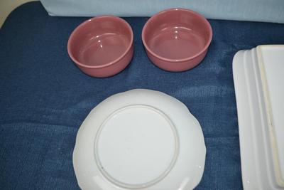 LOT 439. SERVING PLATE, SERVING BOWL AND PLATE