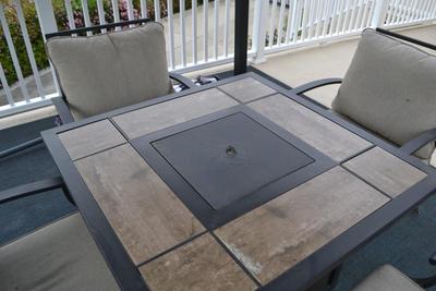 LOT 463 PATIO TABLE WITH BUILT IN PROPANE FIRE PIT