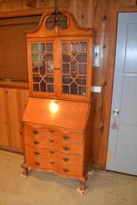 LOT 471. VINTAGE SERPENTINE DROP FRONT DESK