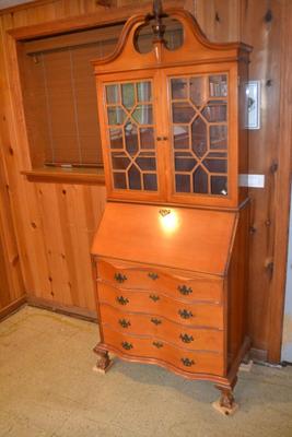 LOT 471. VINTAGE SERPENTINE DROP FRONT DESK