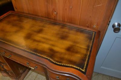 LOT 484