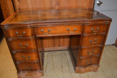 LOT 484