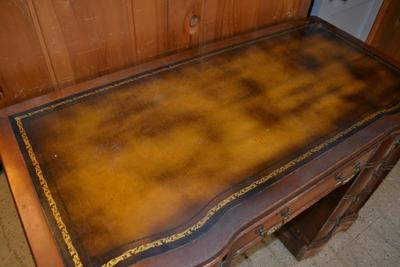 LOT 484
