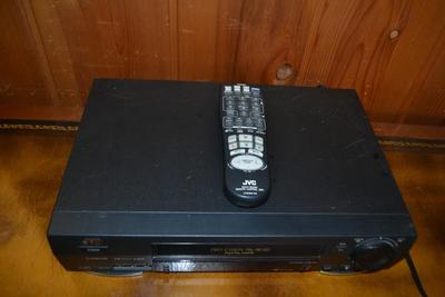LOT 485. JVC VHS PLAYER