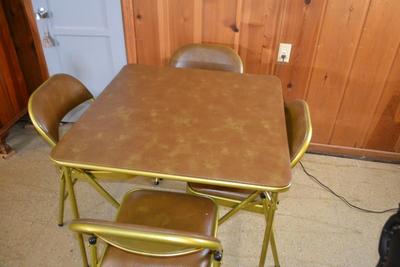 LOT 510 MECCO BRAND FOLDING CARD TABLE AND 4 CHAIRS