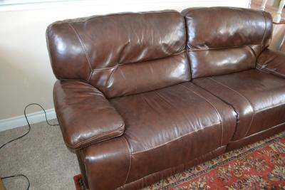 LOT 579 LEATHER SOFA