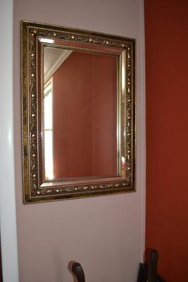 LOT 587  WALL DECOR MIRROR