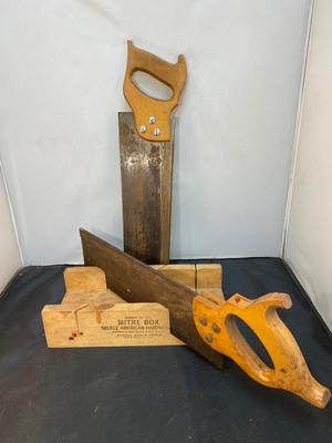 Wood Mitre Box with Two Saws