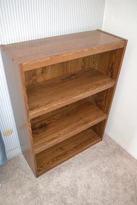 LOT 624. BOOKCASE