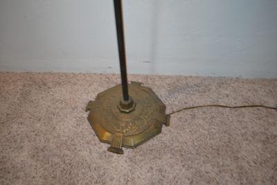 LOT 626.    57" FLOOR LAMP