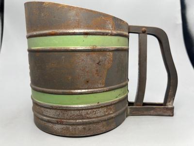 Vintage Sift-Chine Tin Metal Green Stripes Flour Sifter Rustic Kitchen Tool