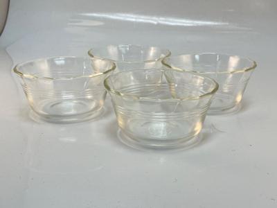 Set of 4 Clear Pyrex Scalloped Edge Fruit Dessert Bowls Dishes