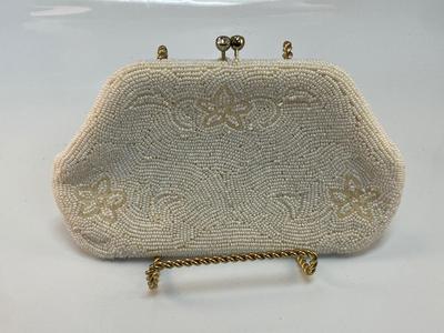 Vintage Off White Ivory Seed Bead Beaded Clutch Purse Evening Bag with Flower Design