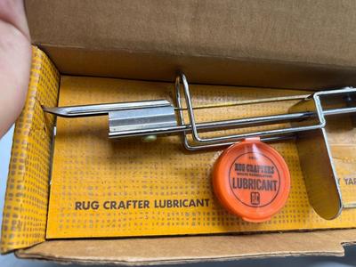 Vintage Retro Rug Crafters Speed Tufting Tool & Booklet