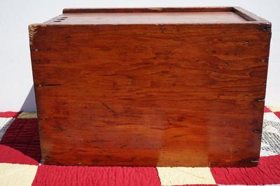 EARLY PINE STORAGE BOX W/ THREE FINGER INDENTS TO OPEN AT TOP. HAND CRAFTED.