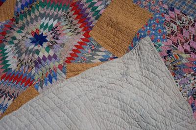 ANTIQUE STAR/ CALICO FABRICS STAR QUILT 6FT BY 6FT HAND STITCHED