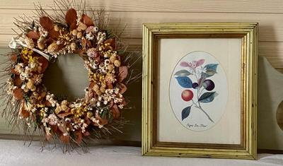 Vintage Farmhouse Mirror - Dried Flowers Wreath