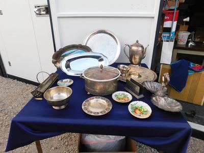 EAT YOUR HEART OUT ON SOME SILVERPLATE, DON'T MISS THE COOL SERVING DISH