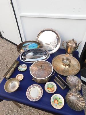 EAT YOUR HEART OUT ON SOME SILVERPLATE, DON'T MISS THE COOL SERVING DISH