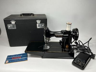 Antique Vintage 1954 Singer Sewing Machine Featherweight #221- with Case Foot Pedal & Booklet WORKS