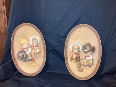 1981 HOMECO BURWOOD SET OF 3D OVAL PLASTIC WALL DECOR