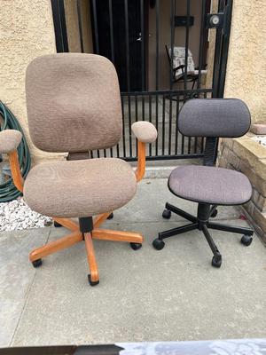 Pair of Cushioned Wheeled Office Desk Chairs