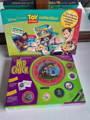 Kid's Clock / Create a clock, and Toy story Book cassette and cd kit
