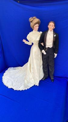 FRANKLIN MINT HEIRLOOM COLLECTIONS BRIDE AND GROOM
