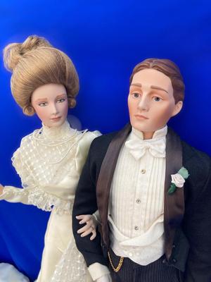 FRANKLIN MINT HEIRLOOM COLLECTIONS BRIDE AND GROOM