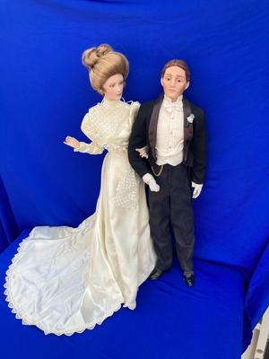 FRANKLIN MINT HEIRLOOM COLLECTIONS BRIDE AND GROOM