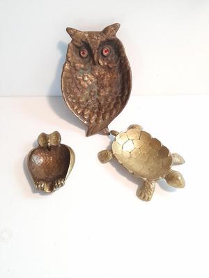 Small Israel brass owl trinket dishes and brass turtle