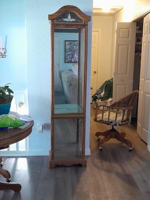 Lighted Curio cabinet with 3 glass shelves and stained-glass design