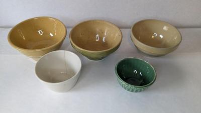Small Crockware Bowls