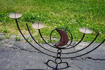 YARD ART METAL SCULPTURE  PRAIRIE STYLE.