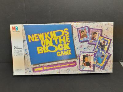 Collectible Milton Bradley New Kids on the Block Board game, COMPLETE!