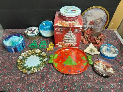 Christmas Cookies for Everyone! Tree shaped cookie jar, with Cookie tins and cookie platters