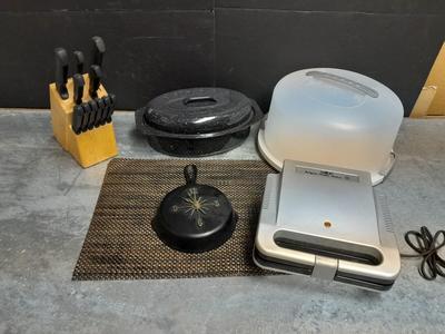 Farberware Knife set in Knife block, Belgian waffle maker, roasting pan, cast iron pan clock and more.