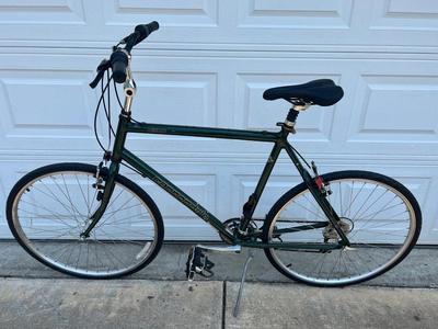 CANNONDALE H300 Hybrid Mountain Bike